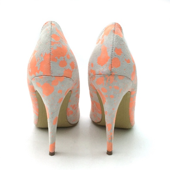 Kelsi Dagger Lillian Paint Splatter Pumps - Picture 4 of 17